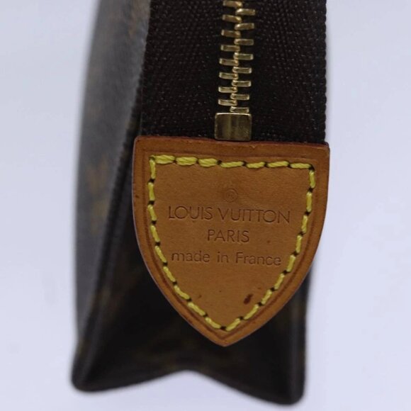 LOUIS VUITTON Monogram Poche Toilette 15 Pouch - Picture 11 of 16